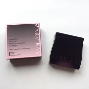 Mary Kay Mini Compact